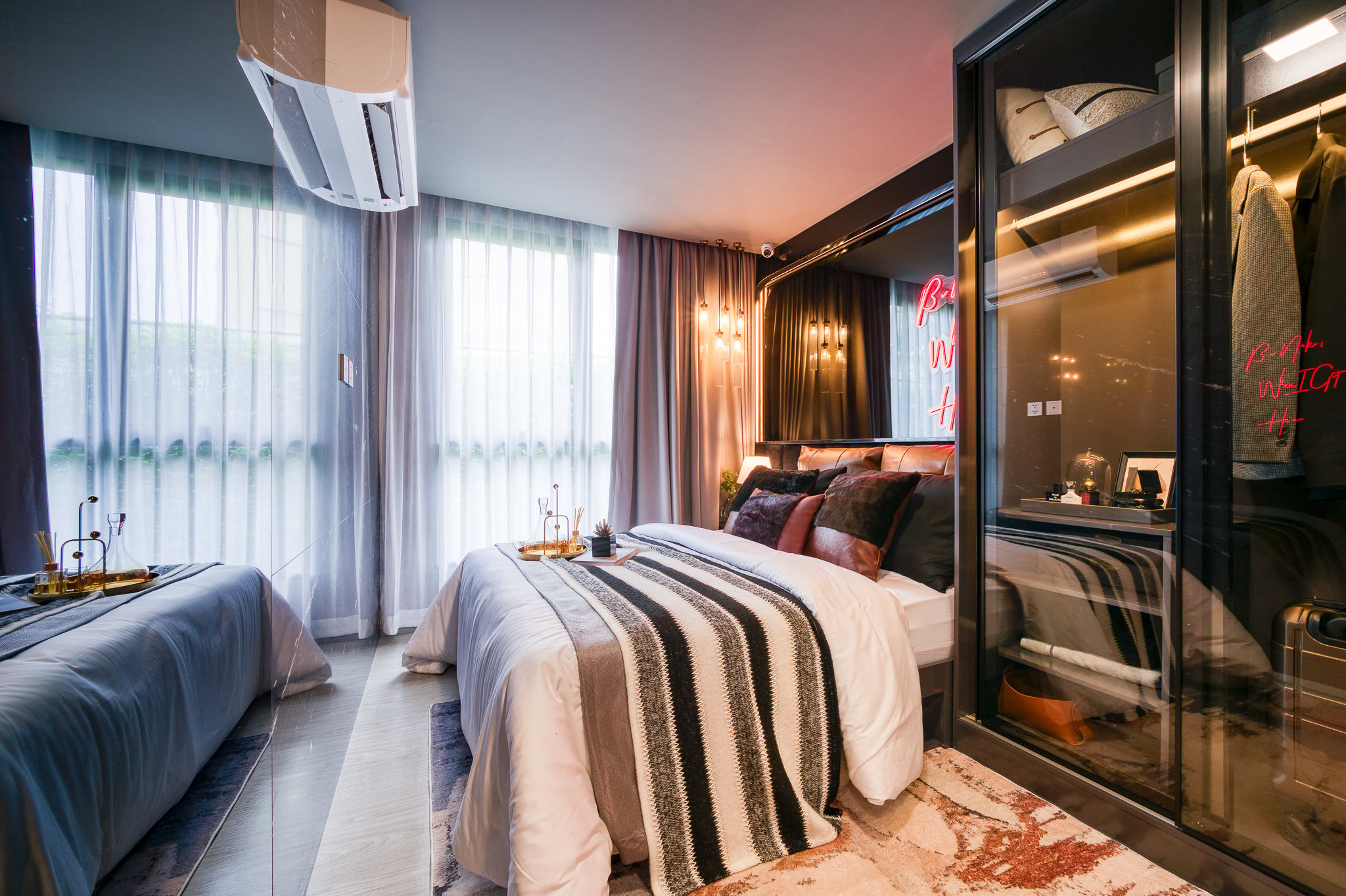 𝐌𝐀𝐑𝐎𝐎𝐍 𝐑𝐚𝐭𝐜𝐡𝐚𝐝𝐚 𝟑𝟐 - 𝐓𝐇𝐄 𝐏𝐑𝐈𝐕𝐀𝐓𝐄 𝐑𝐄𝐒𝐈𝐃𝐄𝐍𝐂𝐄